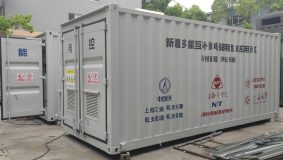 新疆“沙漠一號”工程投運,巴旦木產業園用電全靠新能源 新疆“沙漠一號”工程投運,巴旦木產業園用電全靠新能源