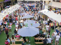 滬漂外國人圈中流傳著這個一家靠“眾籌“在上海扎根的理發店，著名街區老外街主動朝它拋出了橄欖枝|上海文創園區巡禮?閔行文創故事