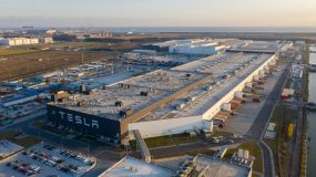 特斯拉全球第500萬輛整車下線,是“中國制造” 特斯拉全球第500萬輛整車下線,是“中國制造”