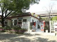 在公園里和人大代表一起聊公園城市建設，復興島上有扇“民意采集窗”
